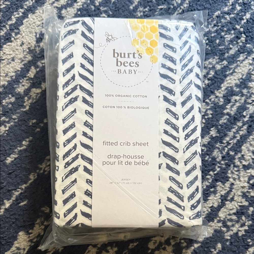 Burt's Bees Baby Organic Cotton Crib Sheet - Navy Chevron